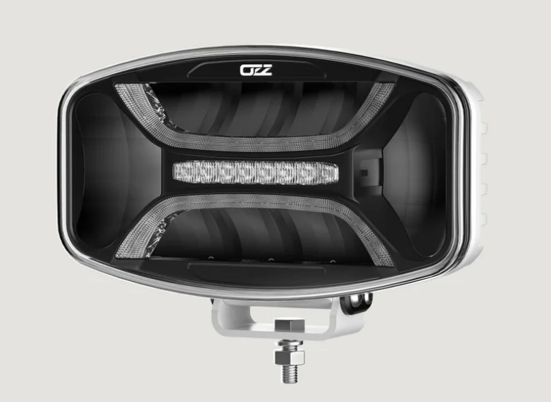 Ozz series X01 P White Oval LED driving light with strobe - Image 3
